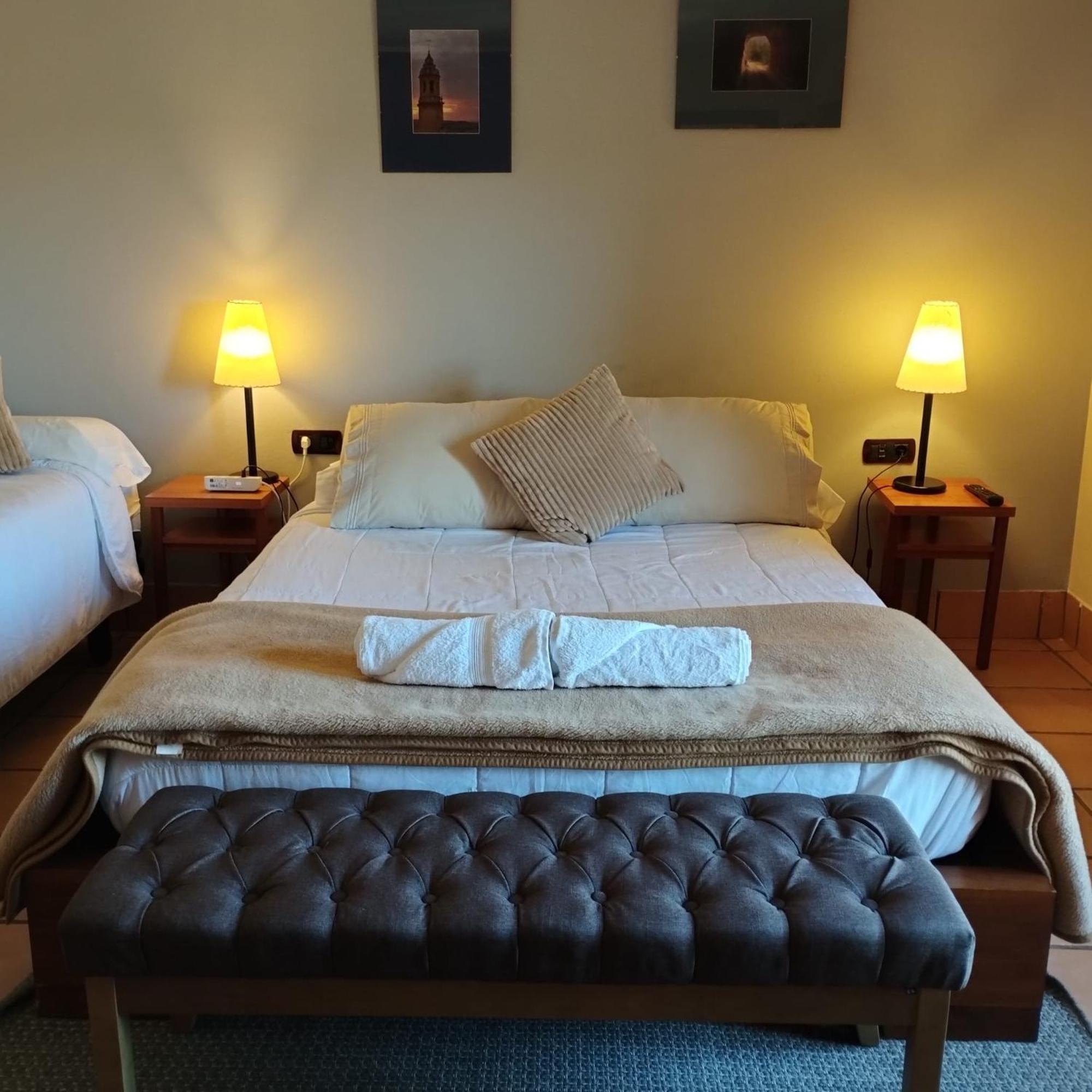Hostal Tastavins Peñarroya de Tastavins Εξωτερικό φωτογραφία
