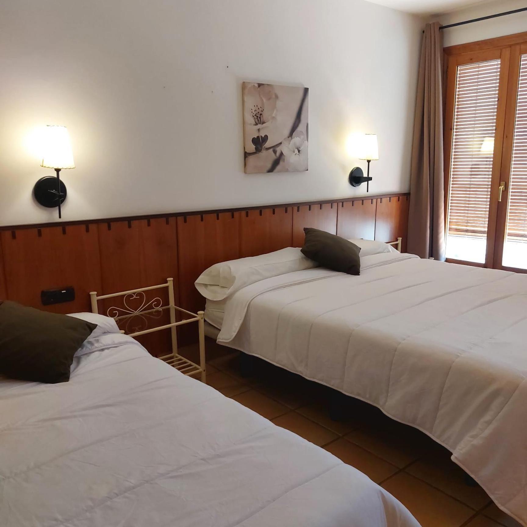 Hostal Tastavins Peñarroya de Tastavins Εξωτερικό φωτογραφία
