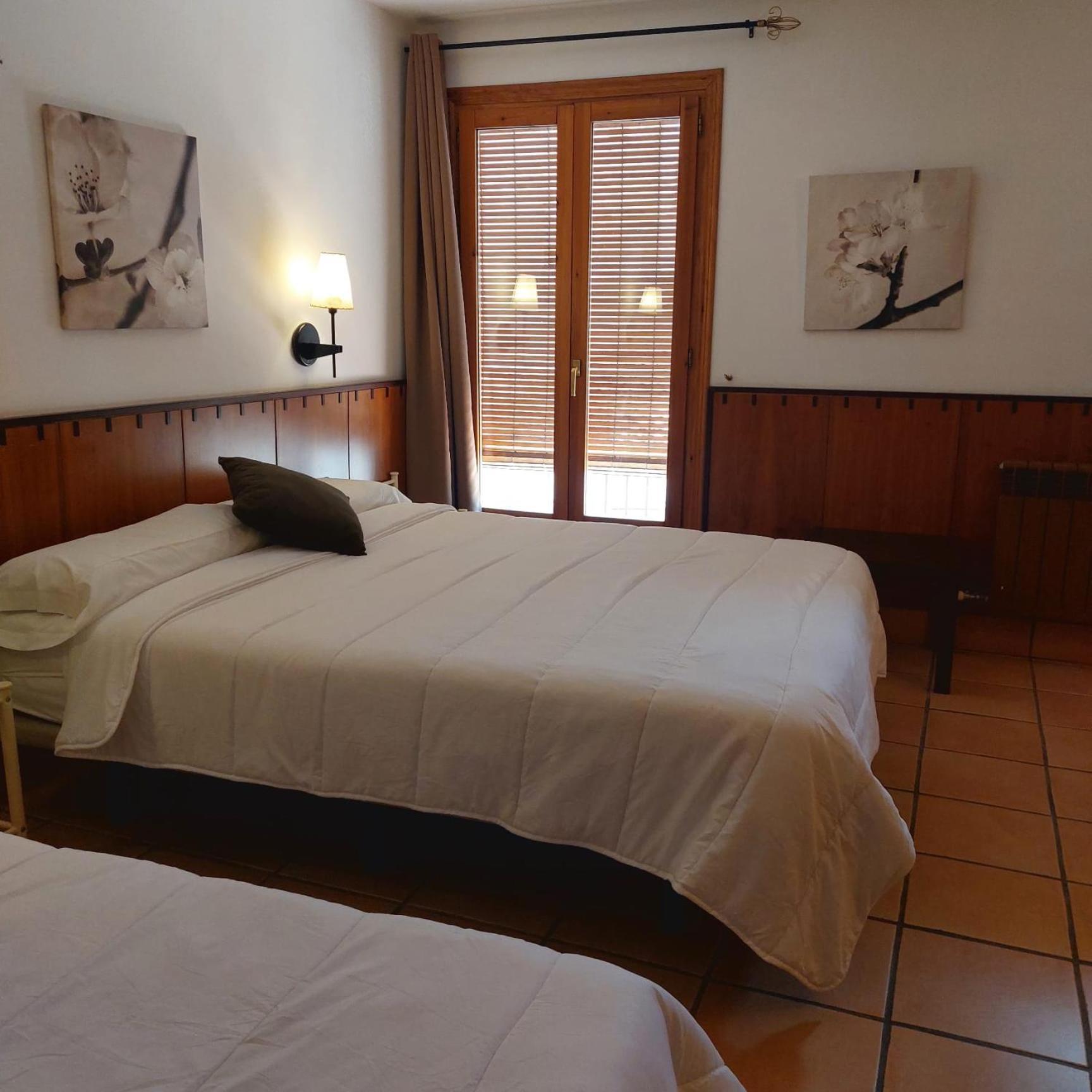 Hostal Tastavins Peñarroya de Tastavins Εξωτερικό φωτογραφία