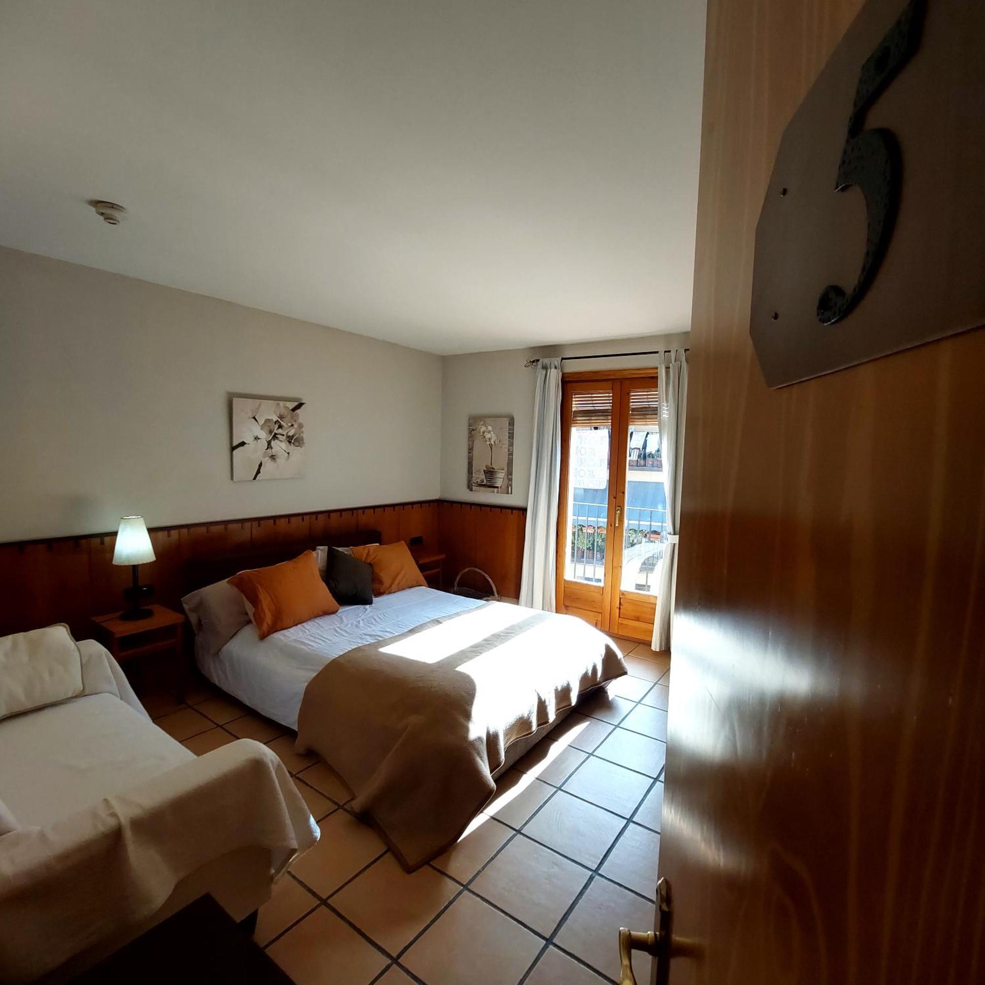 Hostal Tastavins Peñarroya de Tastavins Δωμάτιο φωτογραφία