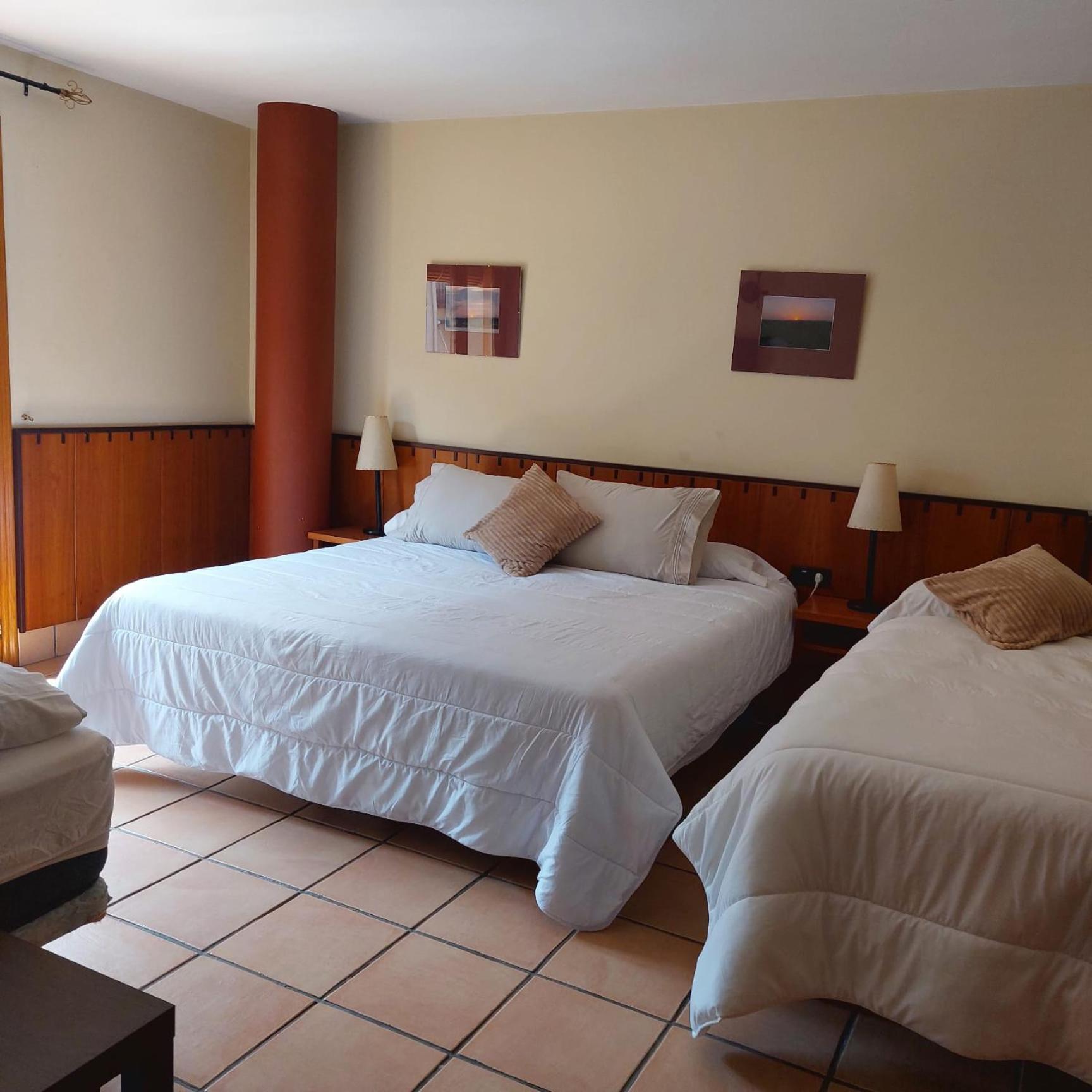Hostal Tastavins Peñarroya de Tastavins Εξωτερικό φωτογραφία