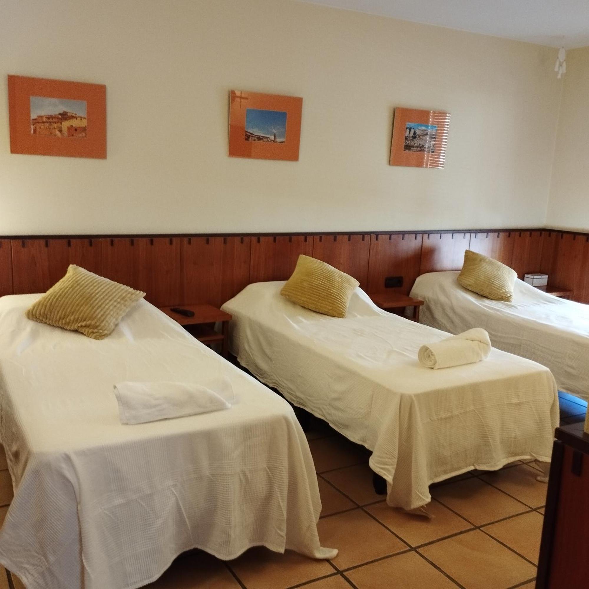 Hostal Tastavins Peñarroya de Tastavins Εξωτερικό φωτογραφία